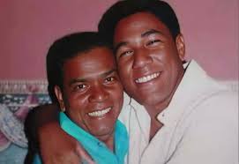 Miguel Morales junto a su hijo Kaleth Morales en imagen histórica del vallenato