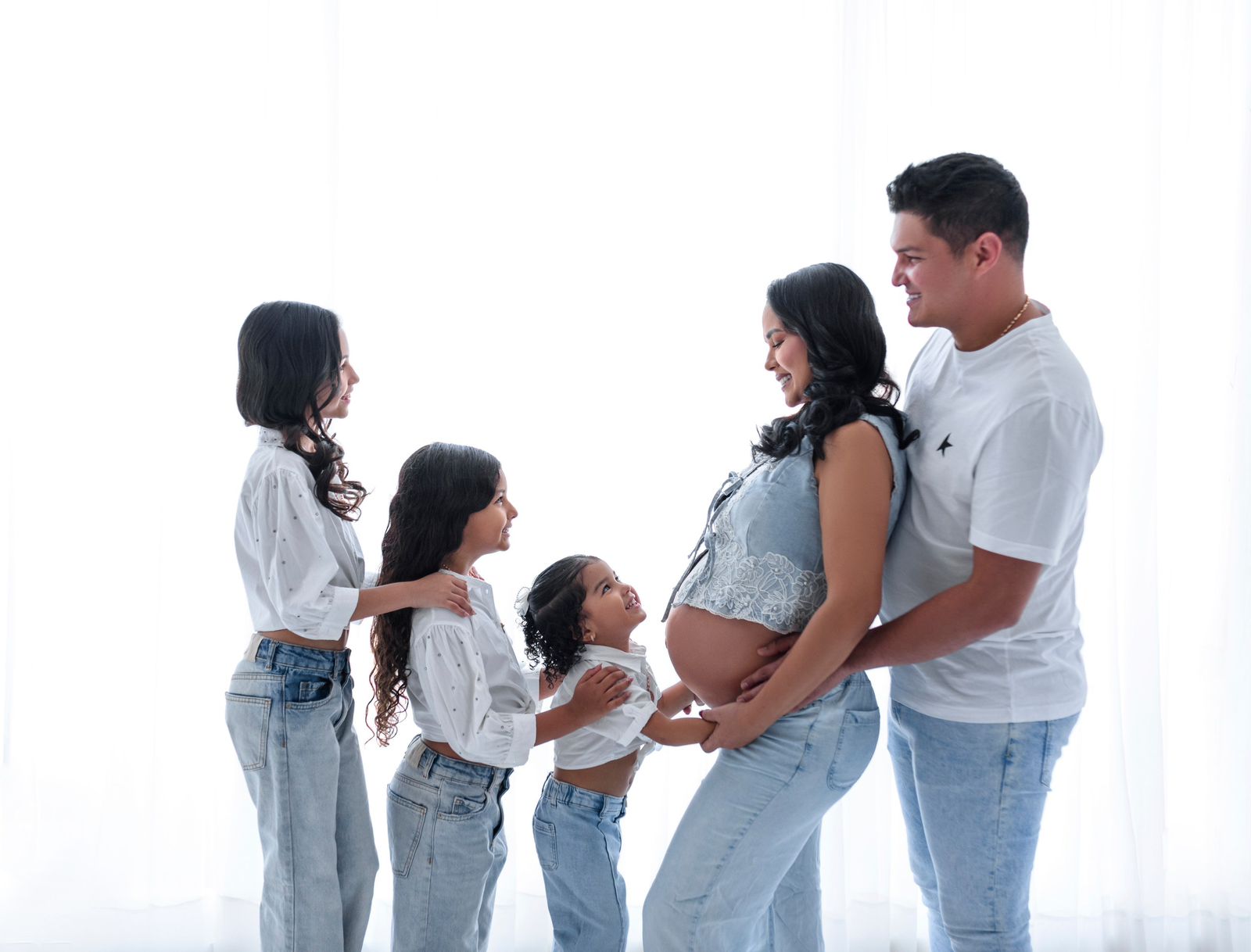 Elder Dayán Díaz celebra el nacimiento de su cuarto hijo con una foto que enterneció a sus seguidores
