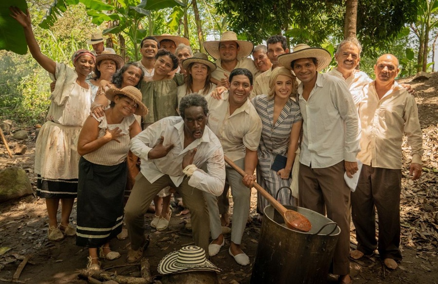 Parte del elenco de la serie Francisco el Hombre grabada en Cesar y La Guajira