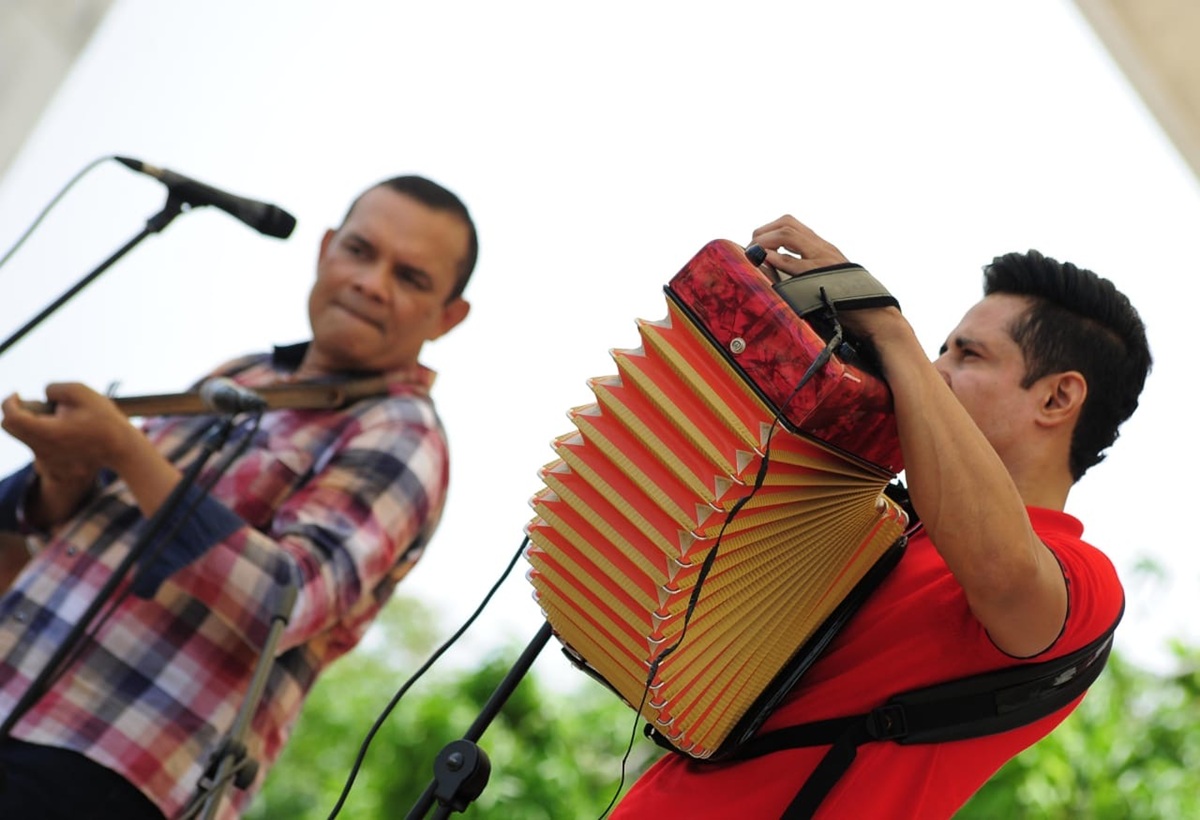 La inscripción de 69 acordeoneros profesionales confirma que la corona de Rey Vallenato sigue siendo el mayor símbolo de prestigio dentro del folclor.