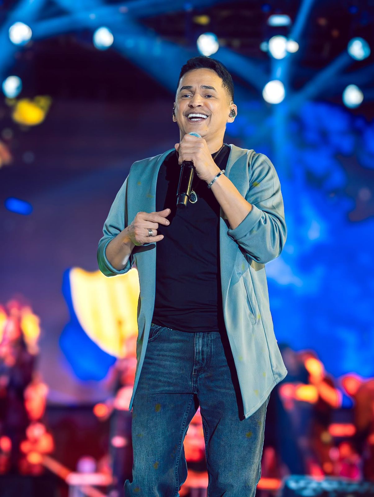Jorge Celedón cantante colombiano de vallenato durante un concierto