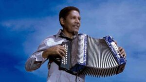 El Concejo de Valledupar homenajeará a Israel Romero con conversatorio sobre su legado vallenato