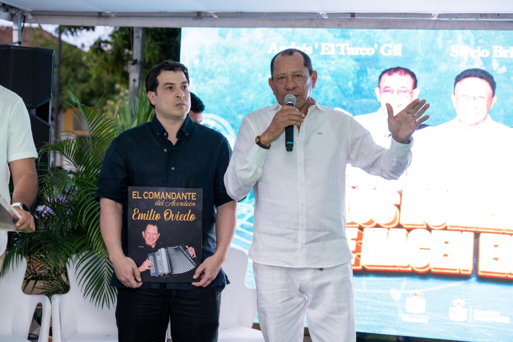 Emilio Oviedo en homenaje cultural en Valledupar