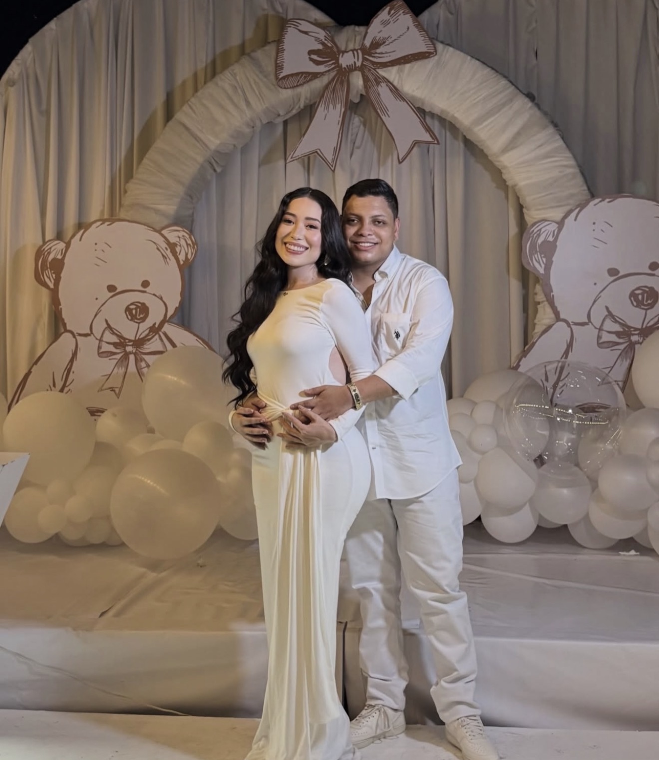 Nace María Paula Geles, primera nieta de Omar Geles