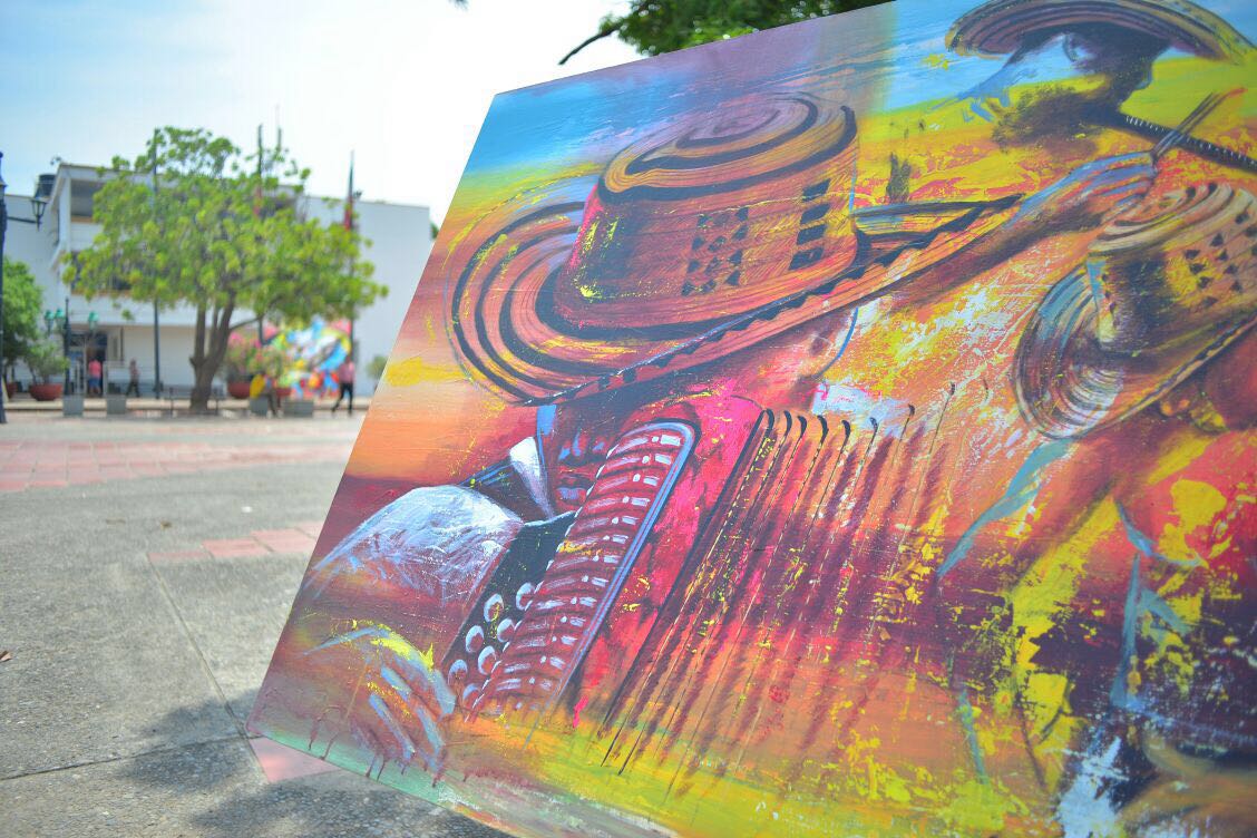 Exposición Cha Cun Chá en la Casa de los Castellanos, donde el arte plástico se integra al ambiente del Festival Vallenato. Imagen creada por Vallenatísimo.